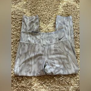 Nike Dri-fit leggings